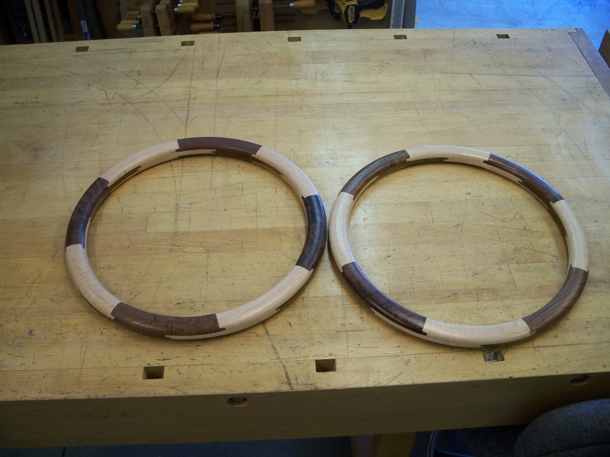Figured Walnut and Curly Maple steering wheel for a 1914 Ford Pick Up Truck.
Finger jointed, segmented and laminated.
Made with Jigs and router, not turned.