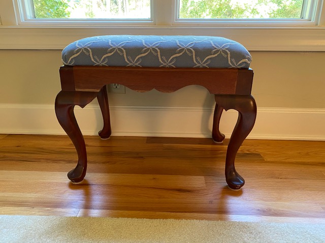 Mahogany Queen Anne Stool